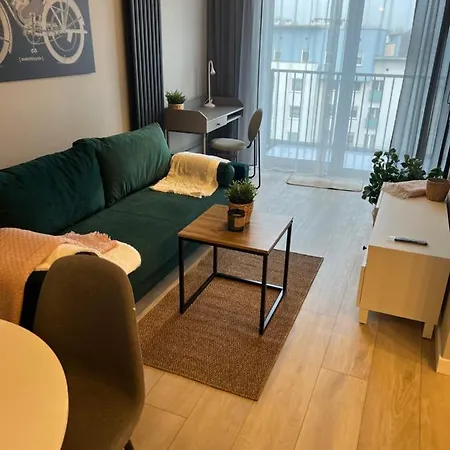 Marcinkowskiego 11 - 3 *
